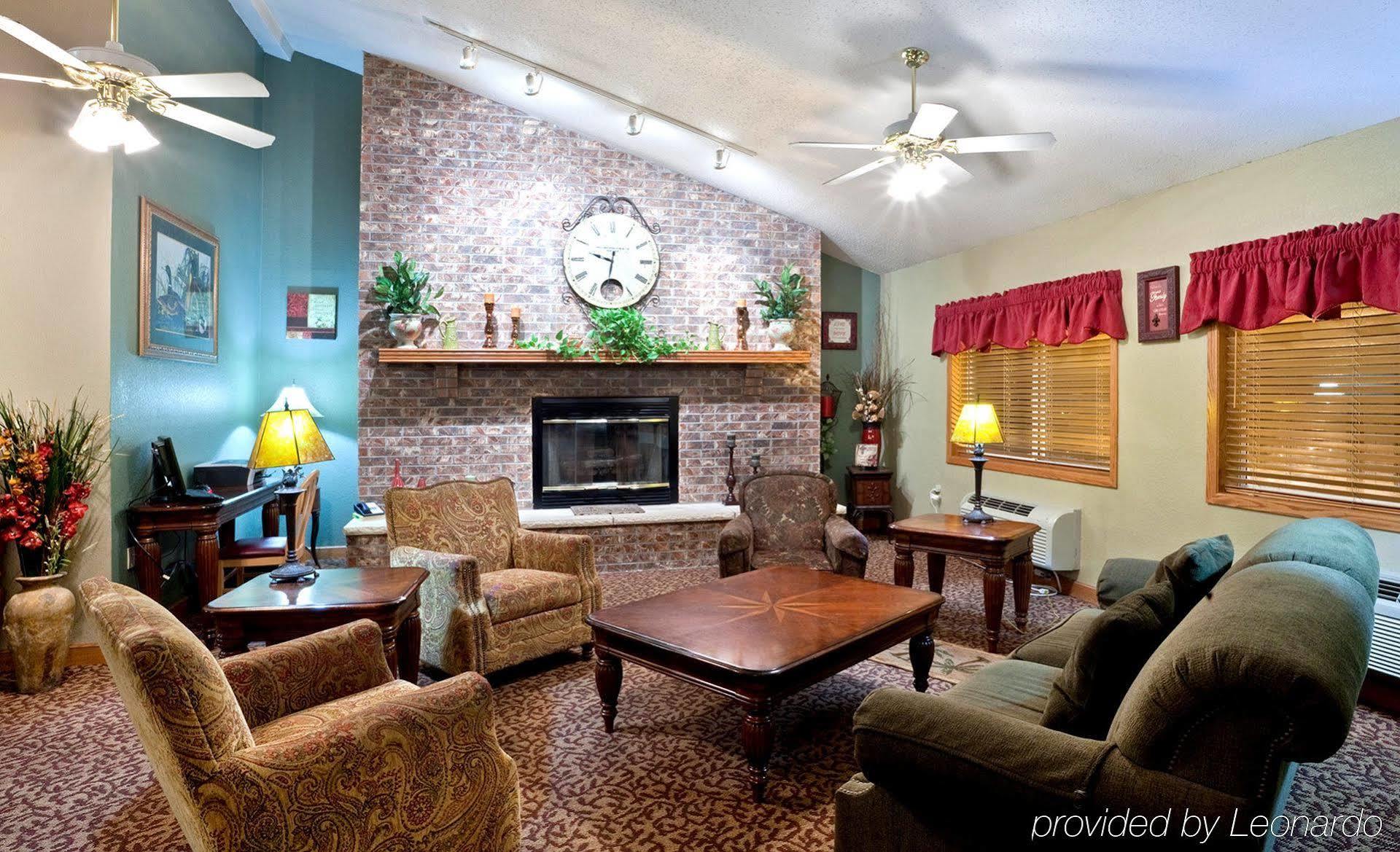 Rodeway Inn Hesston ภายนอก รูปภาพ